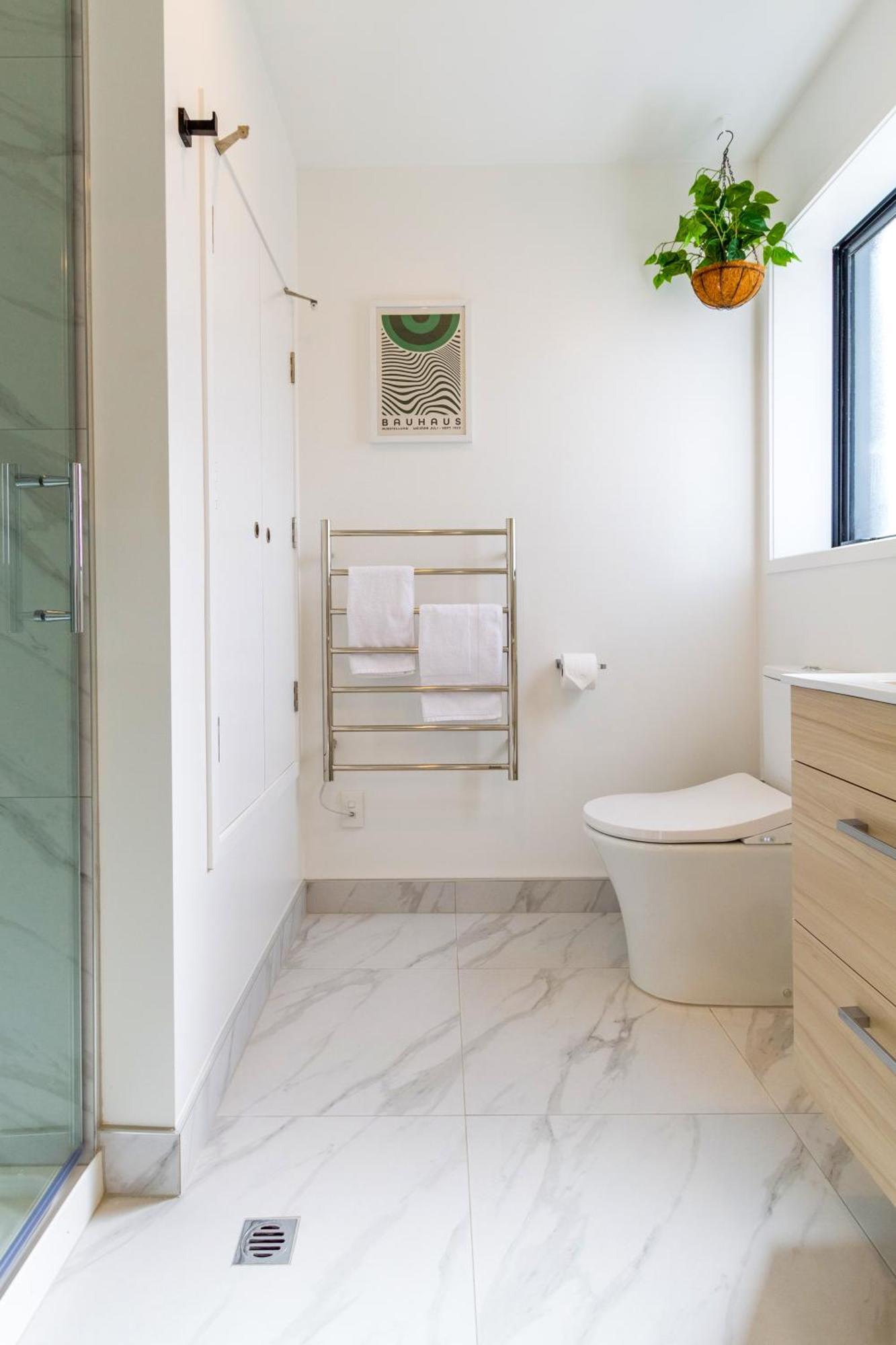 Prime Locale: Studio With Balcony Christchurch Ngoại thất bức ảnh